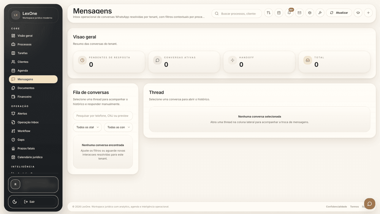 Inbox de atendimento com contexto do caso